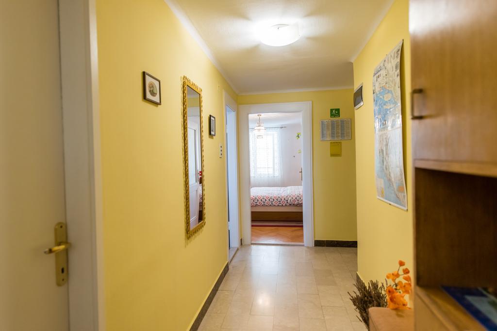 Oko Apartment Split Exterior photo